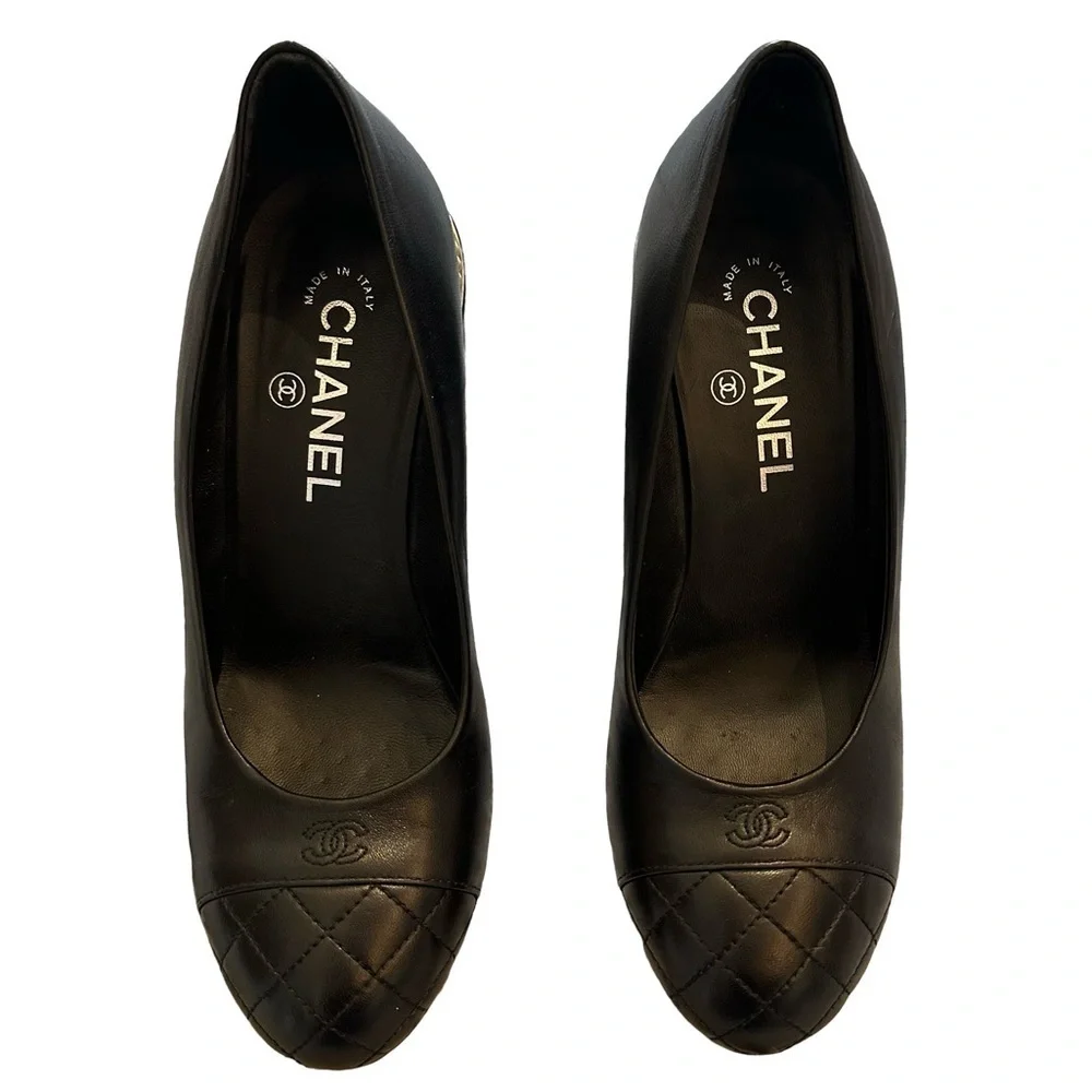 Chanel Pumps